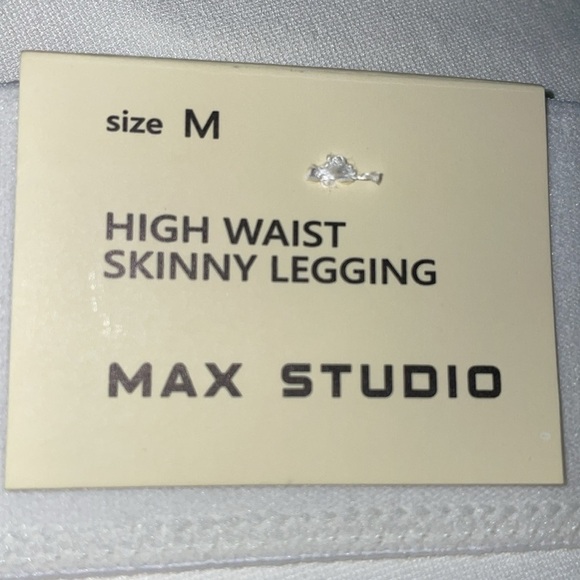 NWT Max Studio White High Waist High Rise Skinny Legging. Ankle Length.  Size M - Picture 4 of 13
